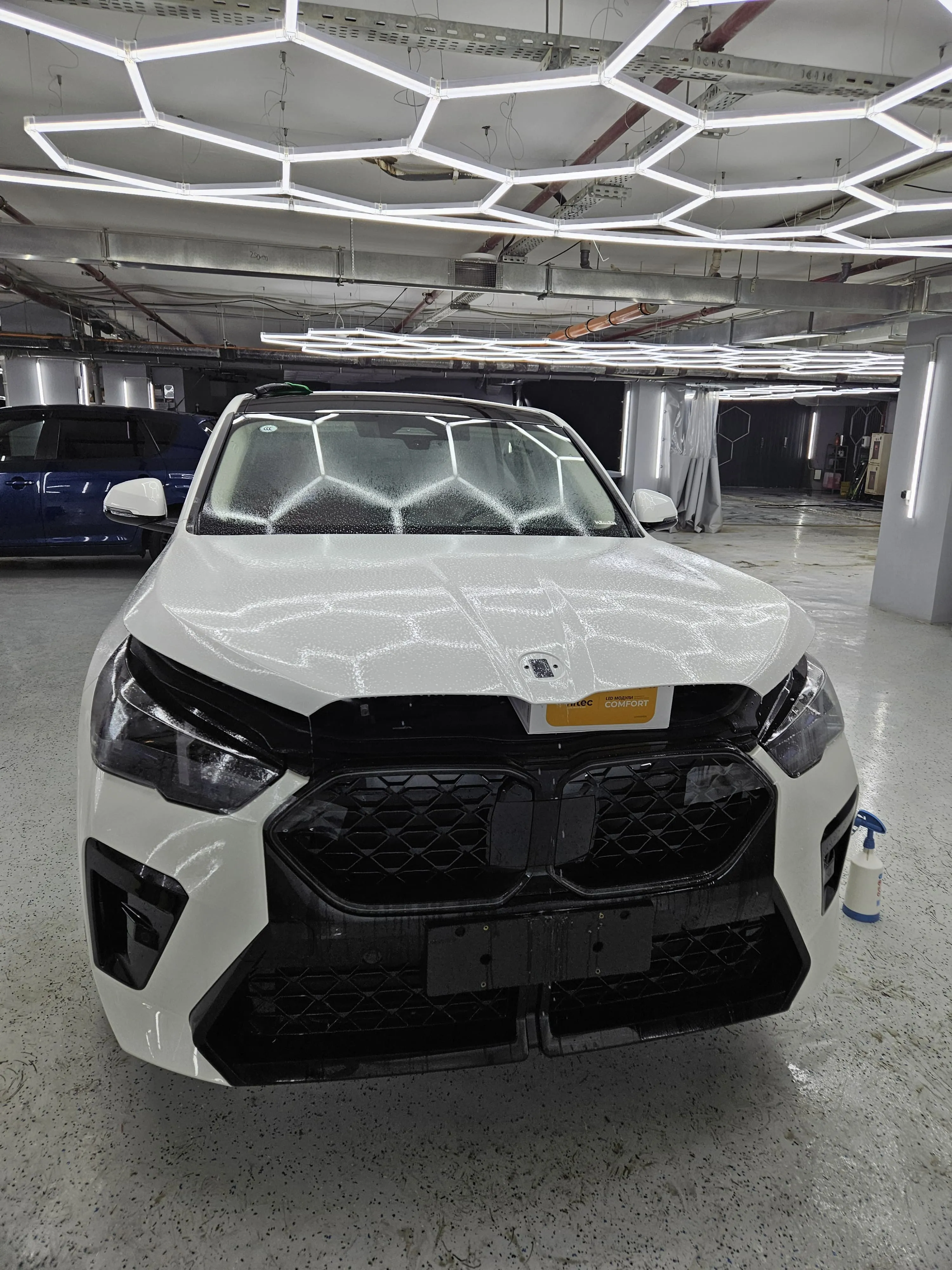 Бронирование капота BMW X1