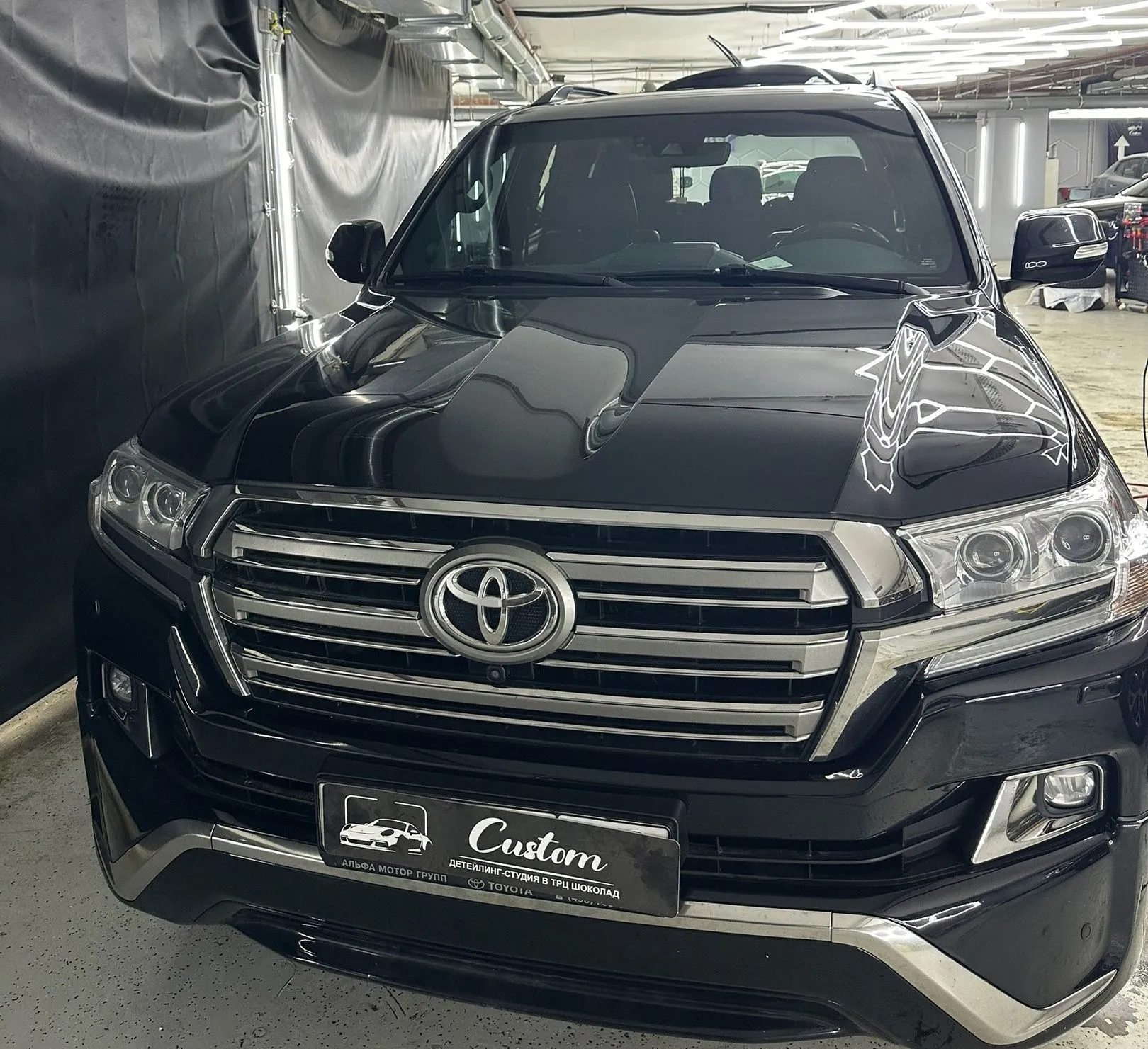 Защита керамикой Toyota Land Cruiser 200