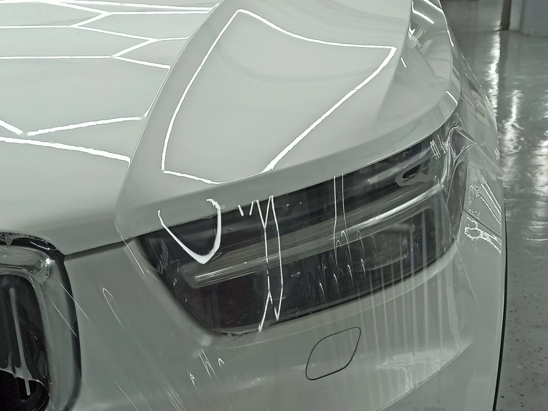 Бронирование фар Volvo