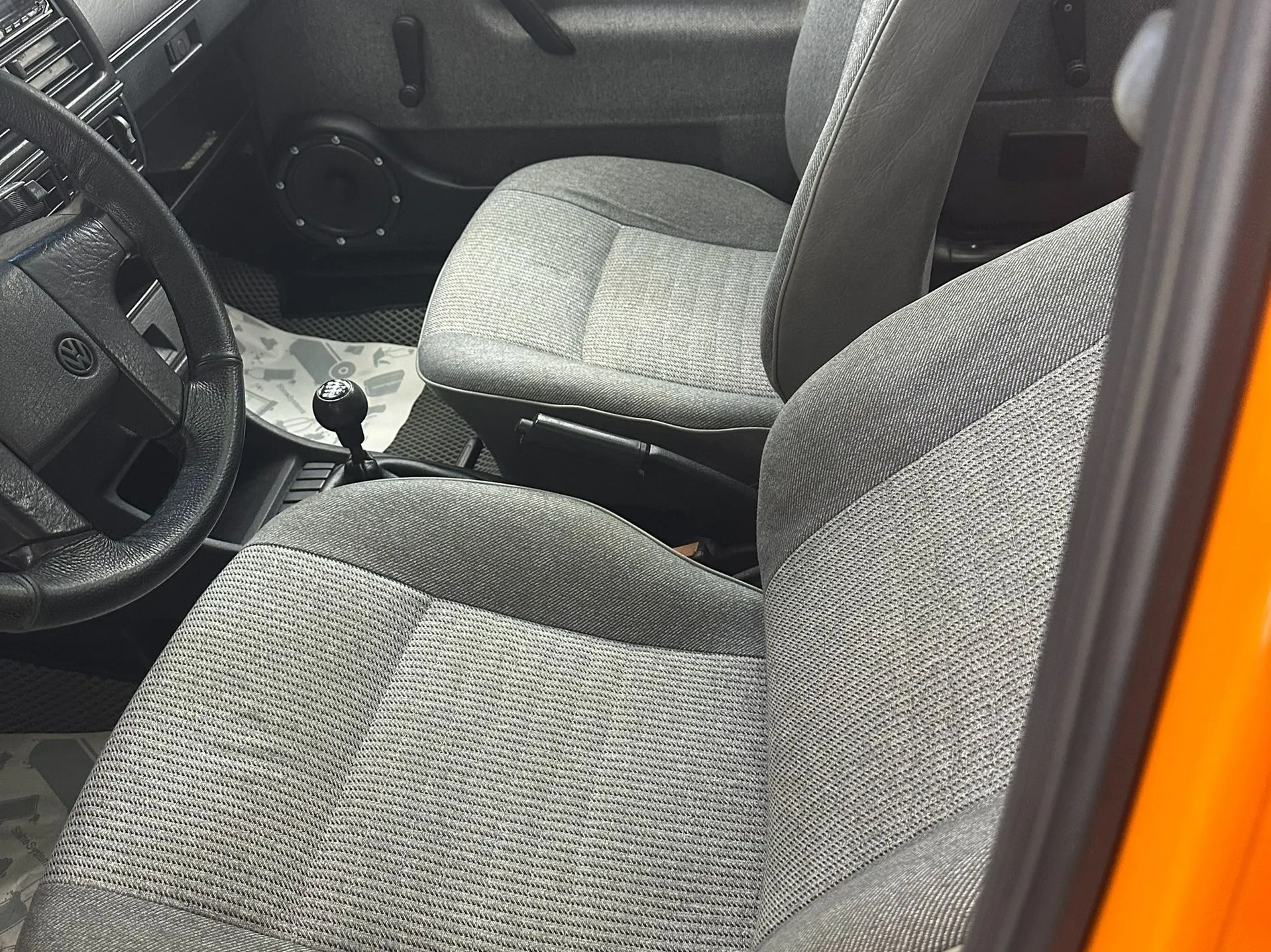 Химчистка Volkswagen Golf 2