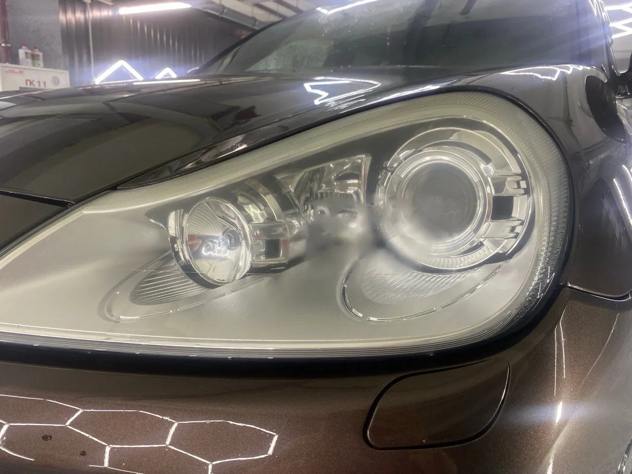 Полировка фар Porsche Cayenne