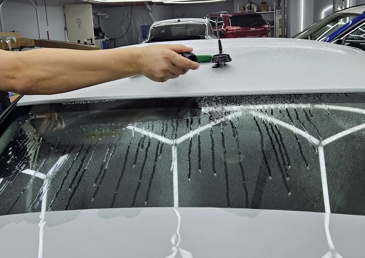 Бронирование пленкой Lada Granta